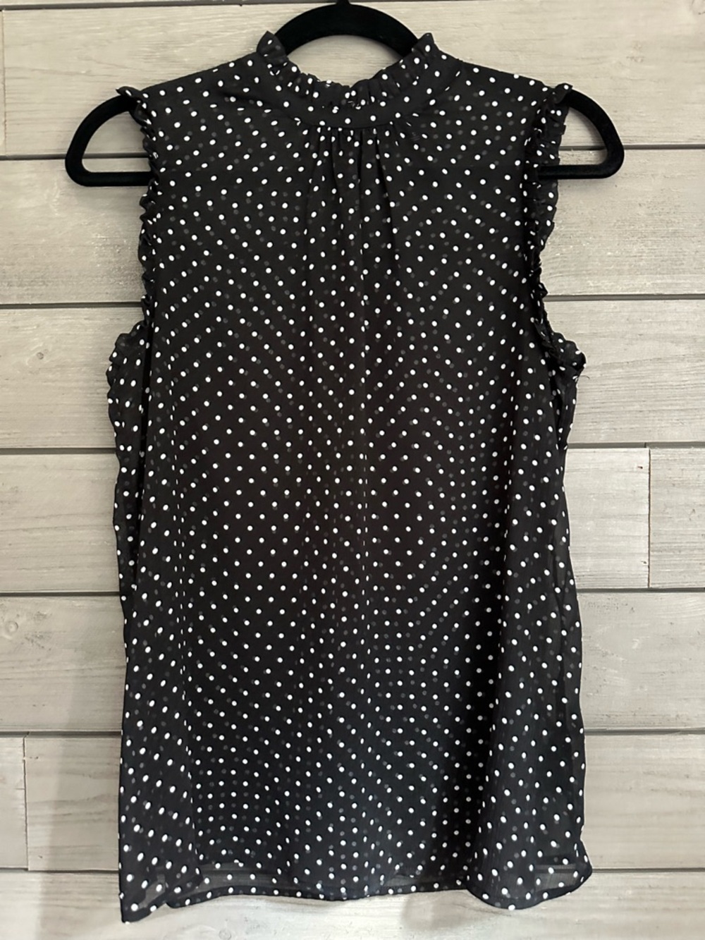 Who What Wear Sleeveless Black White Polka Dot Ruffle Mock Neck Top Size Small